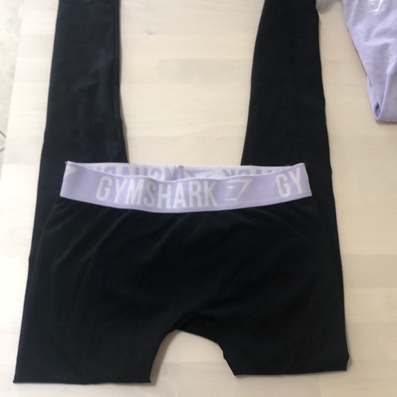 Gymshark set - Picture 3 of 3